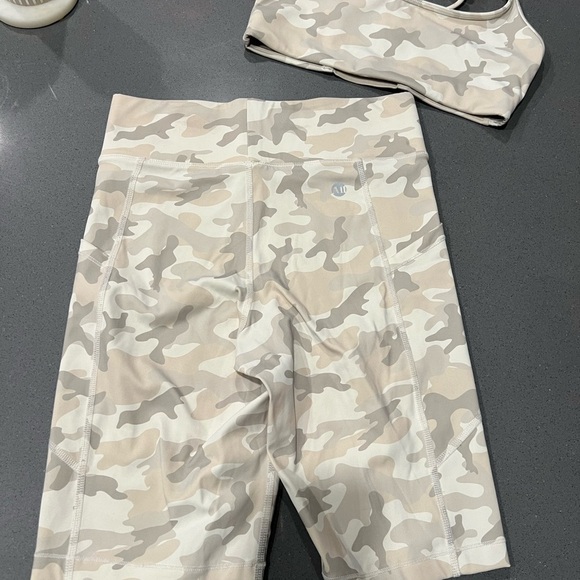 ALL ACCESS set Beige Camouflage Bike Shorts - Picture 2 of 7